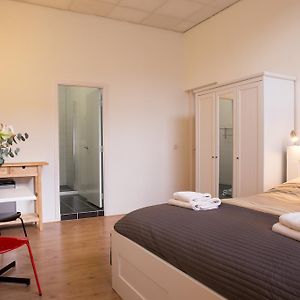 Kamer met een King Size Bed